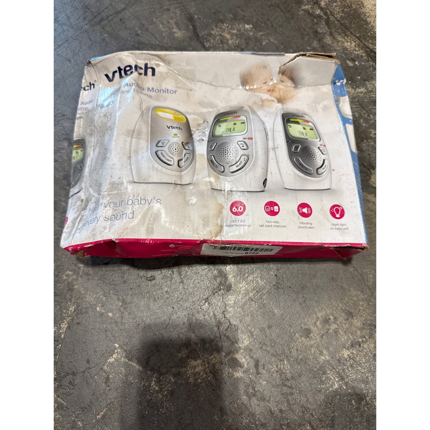 Vtech digital audio monitor - 2 parent units