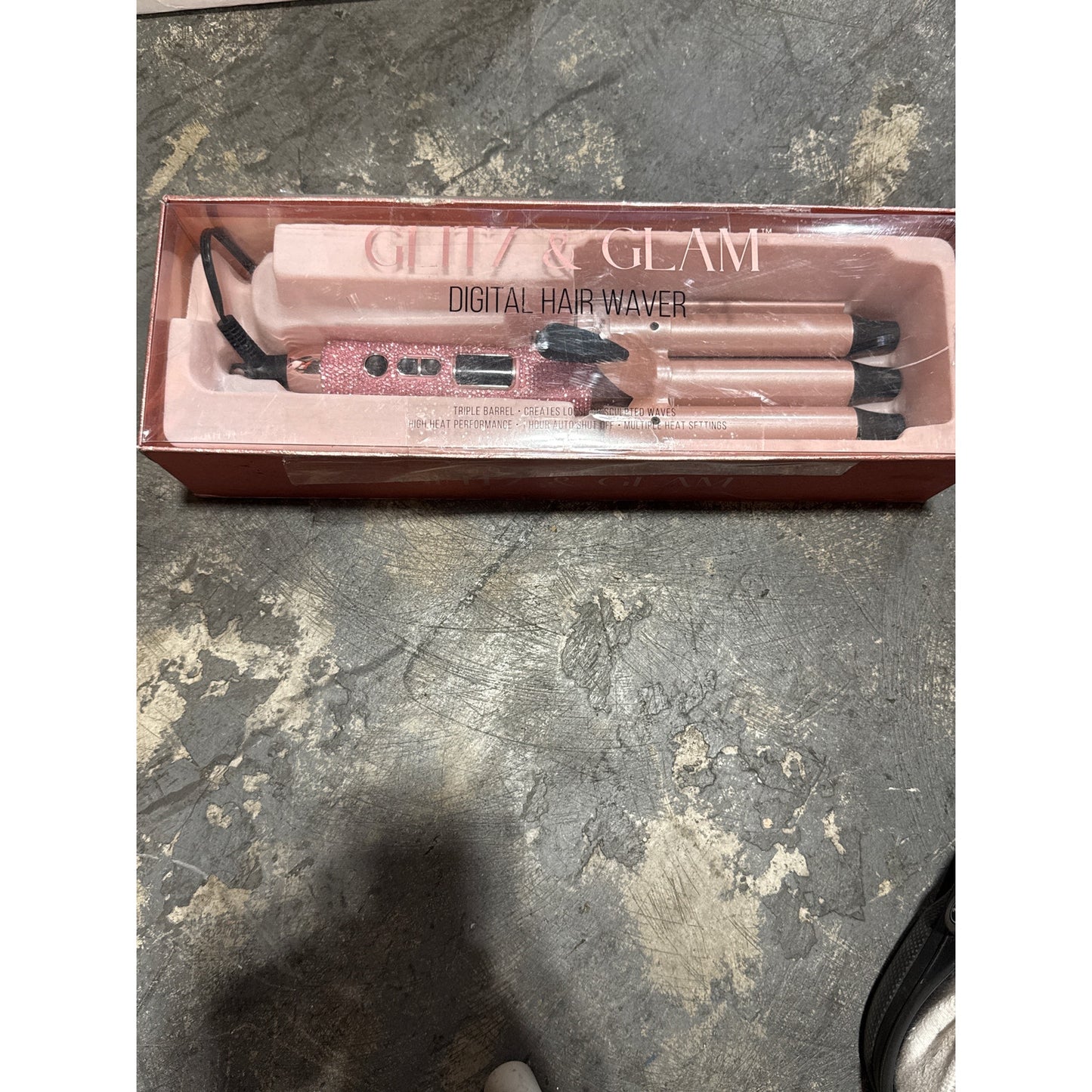 Glitz and Glam digital hair waver