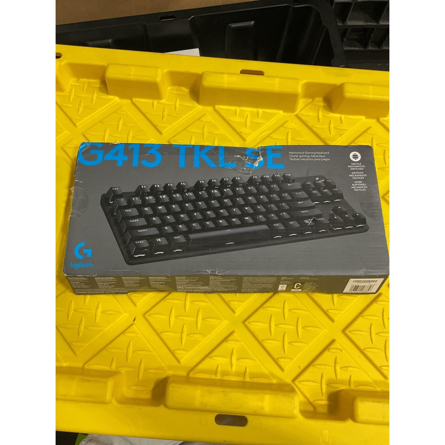 Logitech G413 TKL SE mechanical gaming keyboard