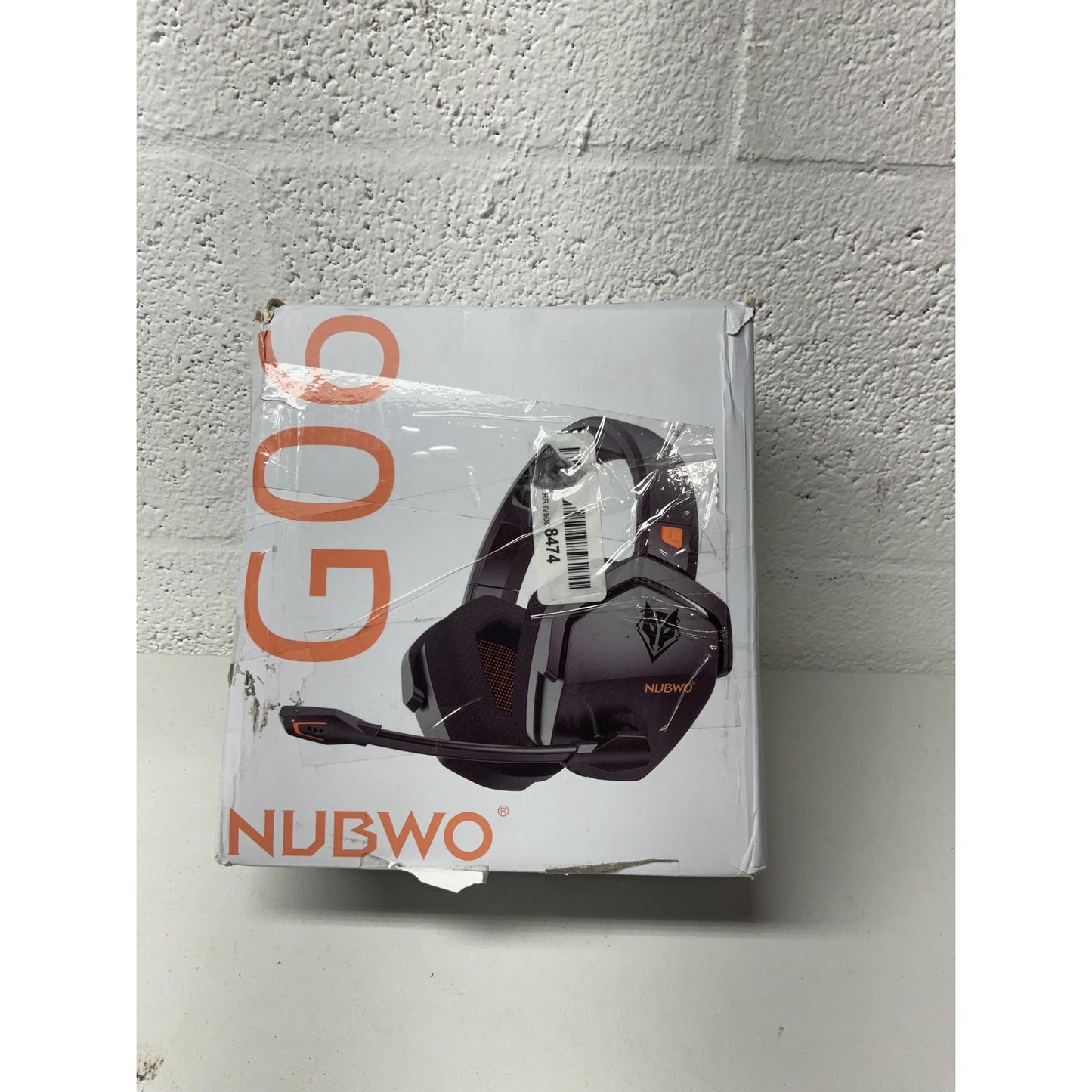 NUBWO Bluetooth wireless Gaming Headset Model G06-BT - Open Box