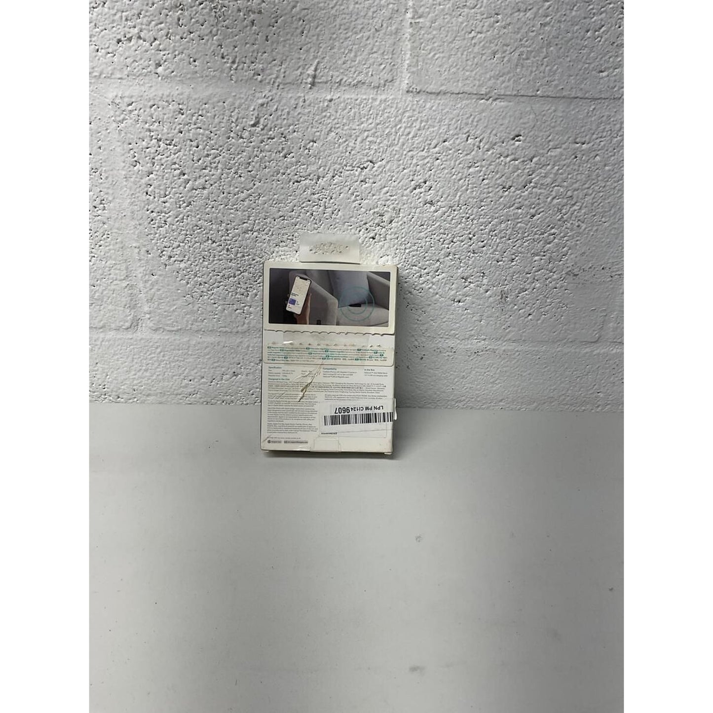 ESR HaloLock Geo Wallet Stand black