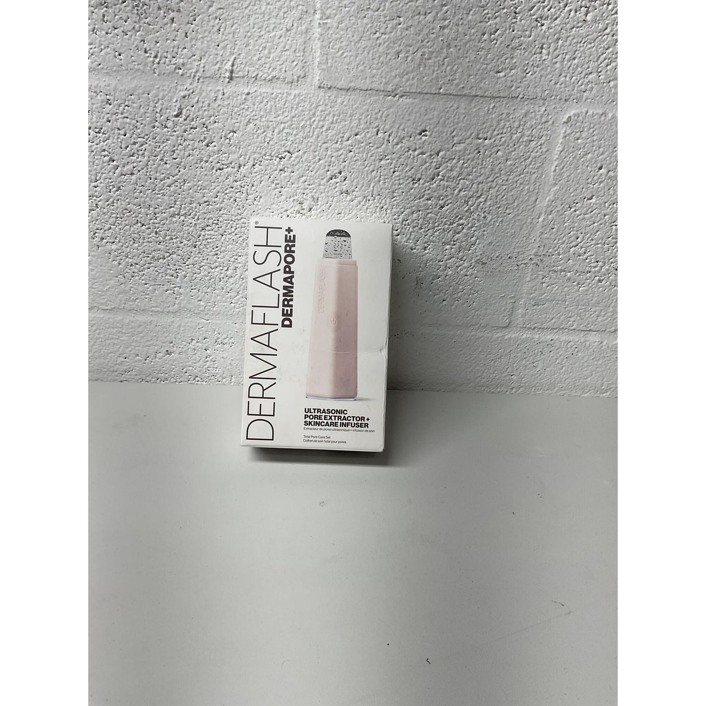 DERMAFLASH DERMAPORE+ Ultrasonic Pore Extractor