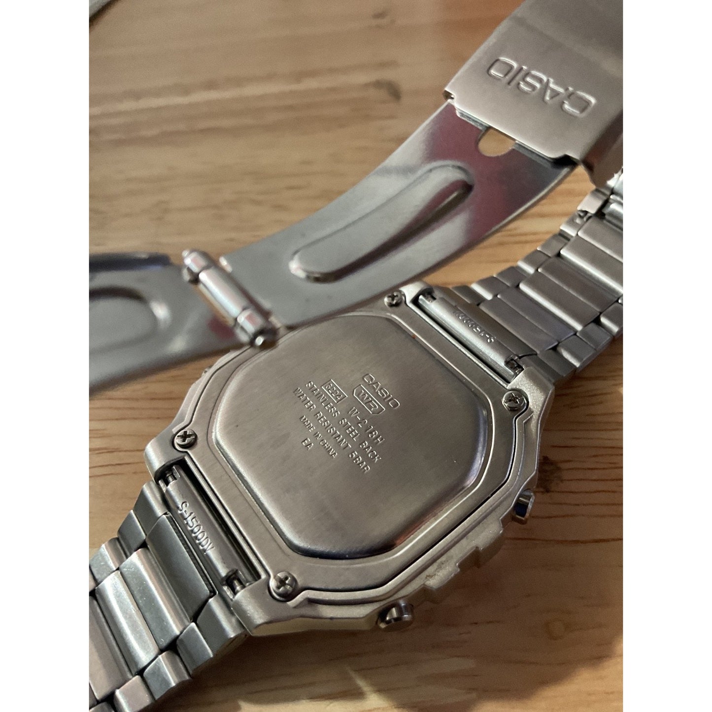 Casio W-218H Wristwatch for Men RETURNED CONDITION GRADE A