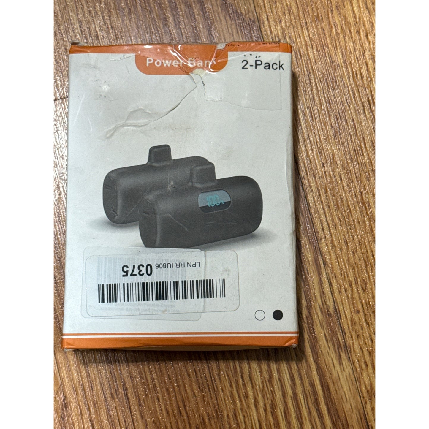 Black and white USBc PowerBank 5000 mah 2 pack