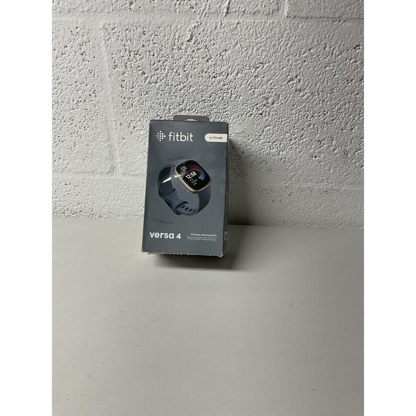 Fitbit Versa 4