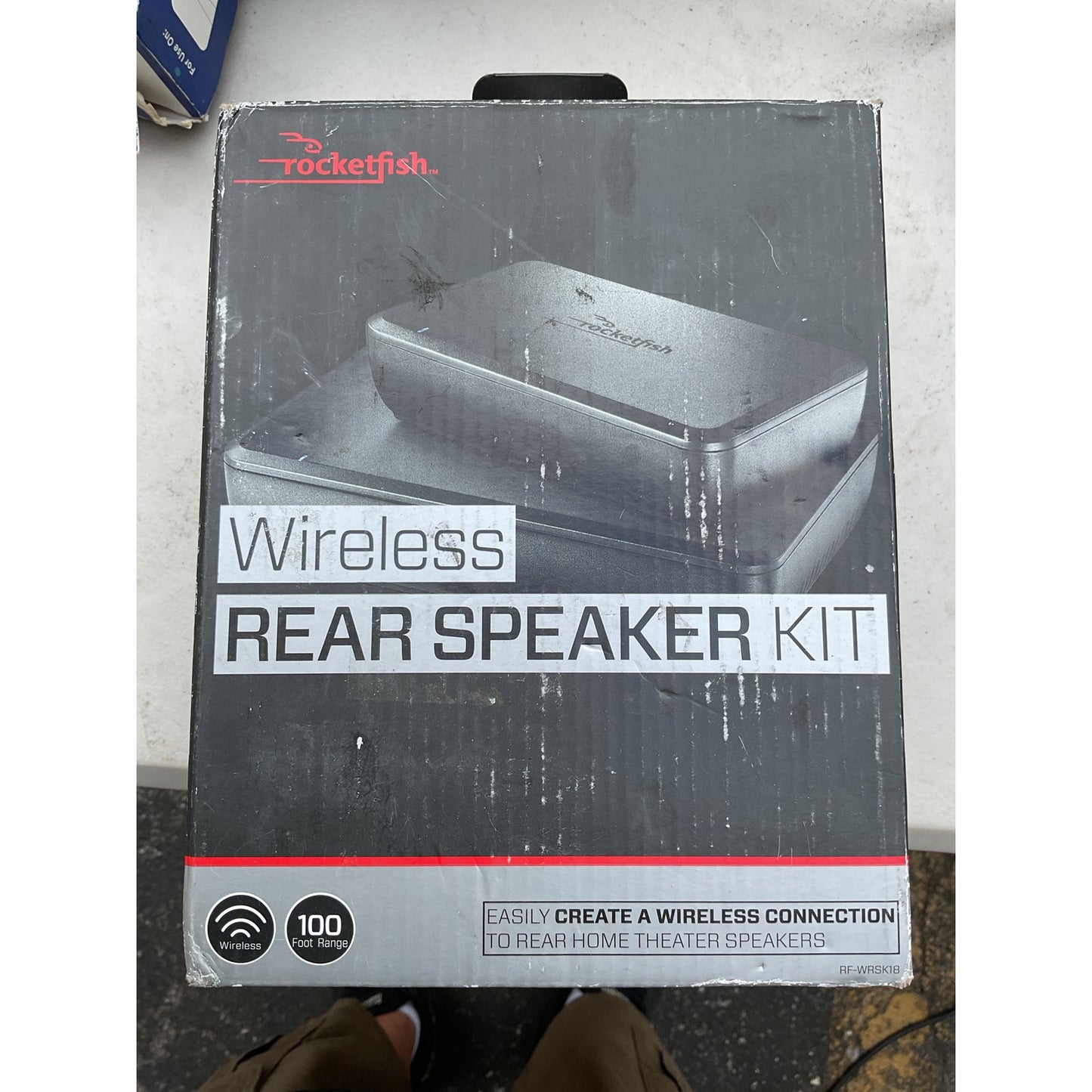 Wireless rear speaker kit  - Rocketfish