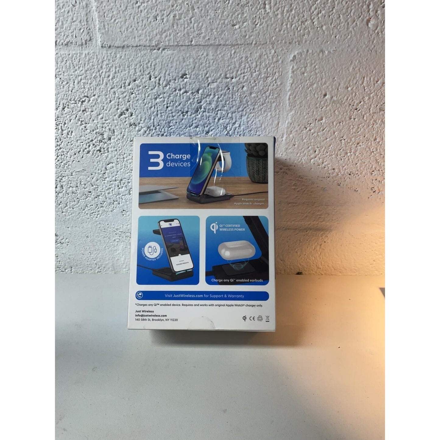 Just Wireless Qi Desktop Charging Station