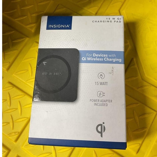 INSIGNIA 15w QI Wireless Charging