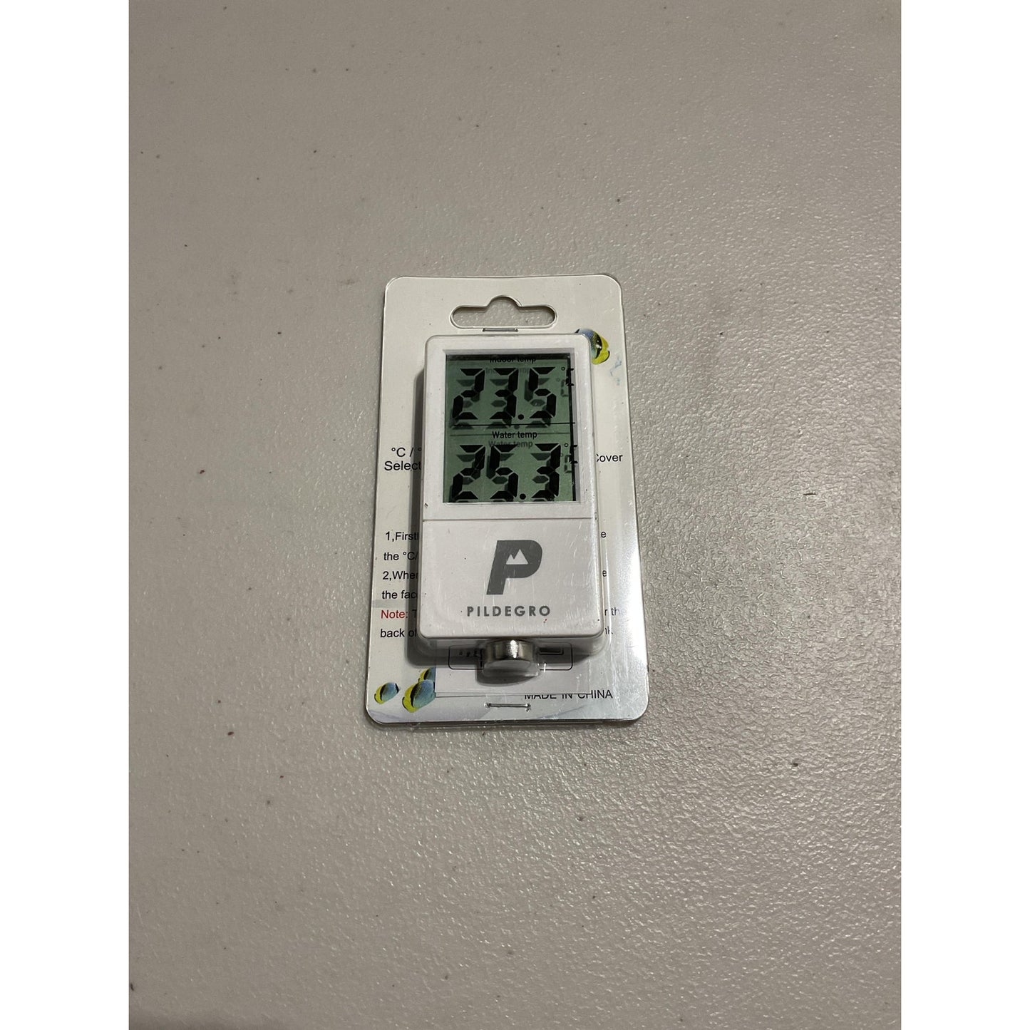 Aquarium & ambient thermometer