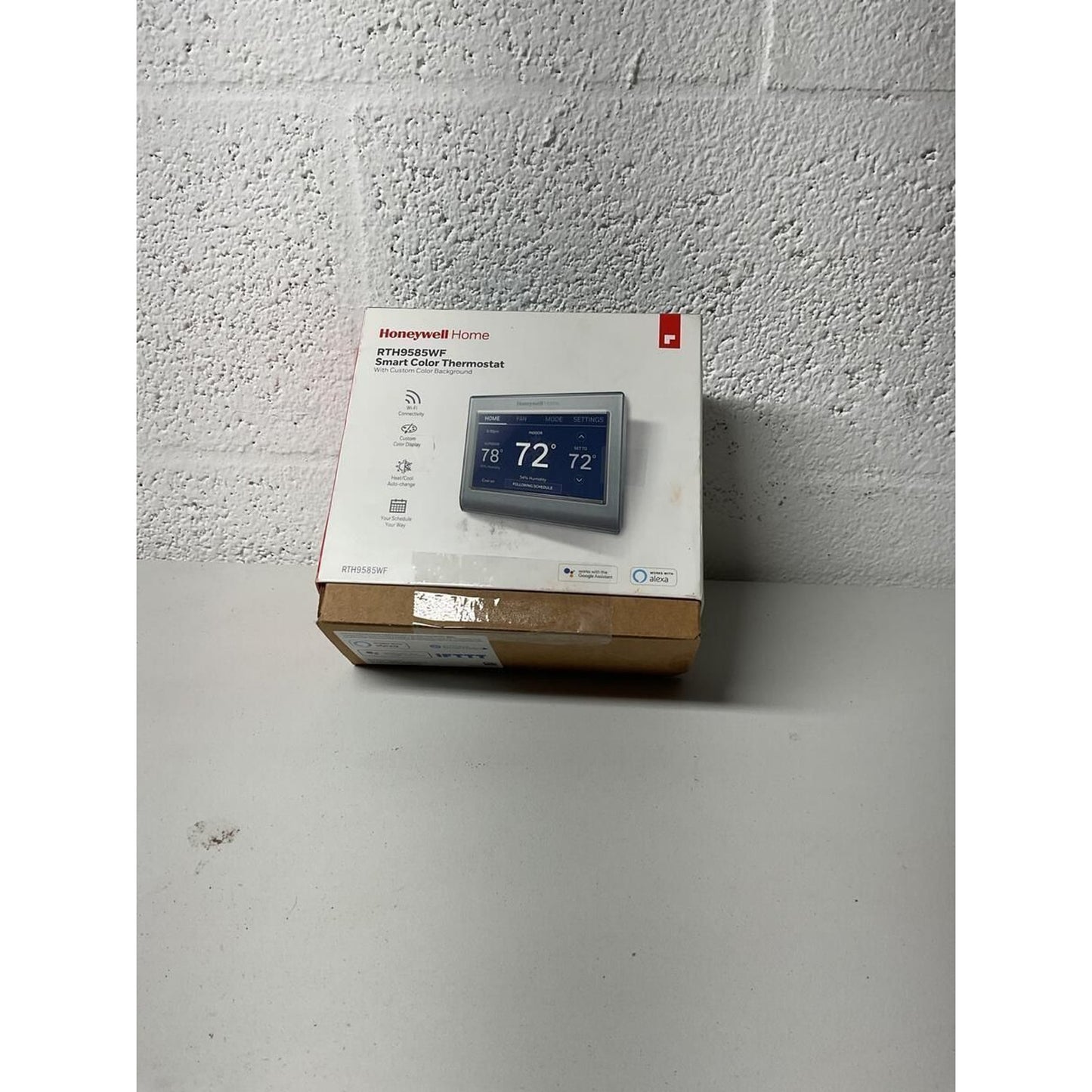 Honeywell Home Smart Color Thermostat model RTH9585WF