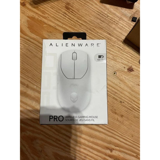 Alienware Pro Wireless Gaming Mouse - Lunar Light